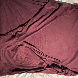 Women’s size large athletic long sleeve shirt.